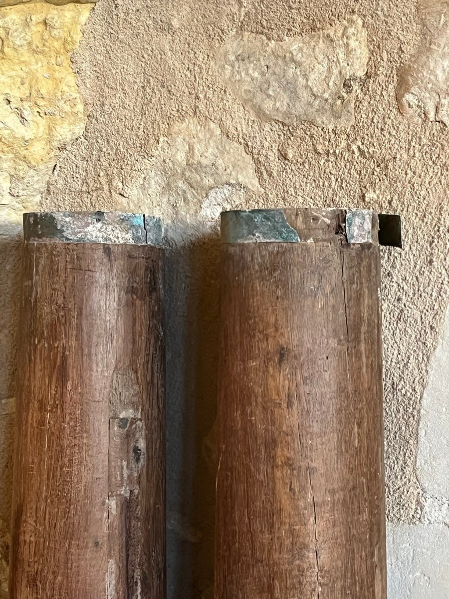 Pair Of Columns From A Palace In Kerala. Solid Teak. Early 19th Century. -photo-2