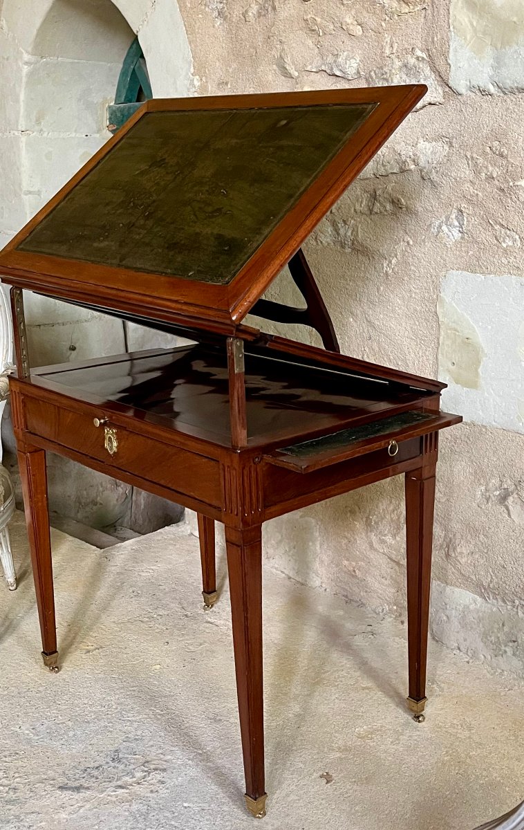 A Table Known As The “à La Tronchin,” Dating From The Directoire Period, Late 18th Century. -photo-1
