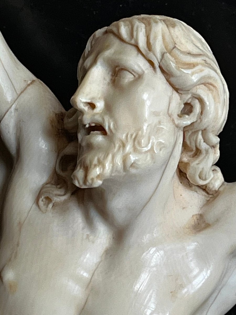 Christ en ivoire époque fin XVII ème début XVIII ème . -photo-5