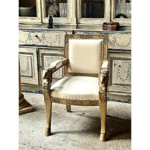 Fauteuil En Bois Peint De Style Empire à Décor De Têtes De Cheval . XX ème . 