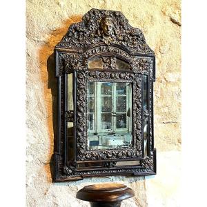 Beaded Mirror In Repoussé Brass. 17th Century 