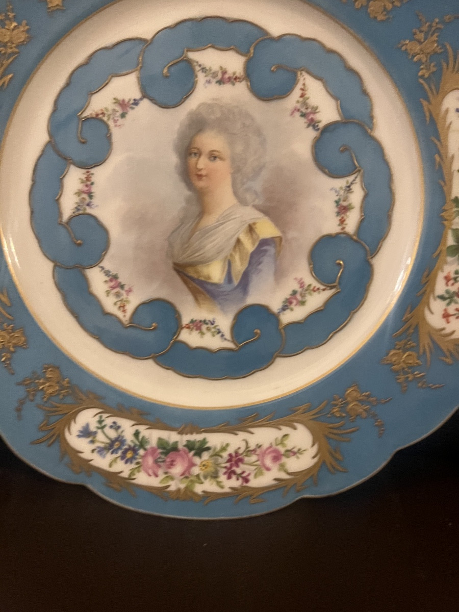 Sevres Porcelain Plate Depicting Marie Antoinette -photo-3