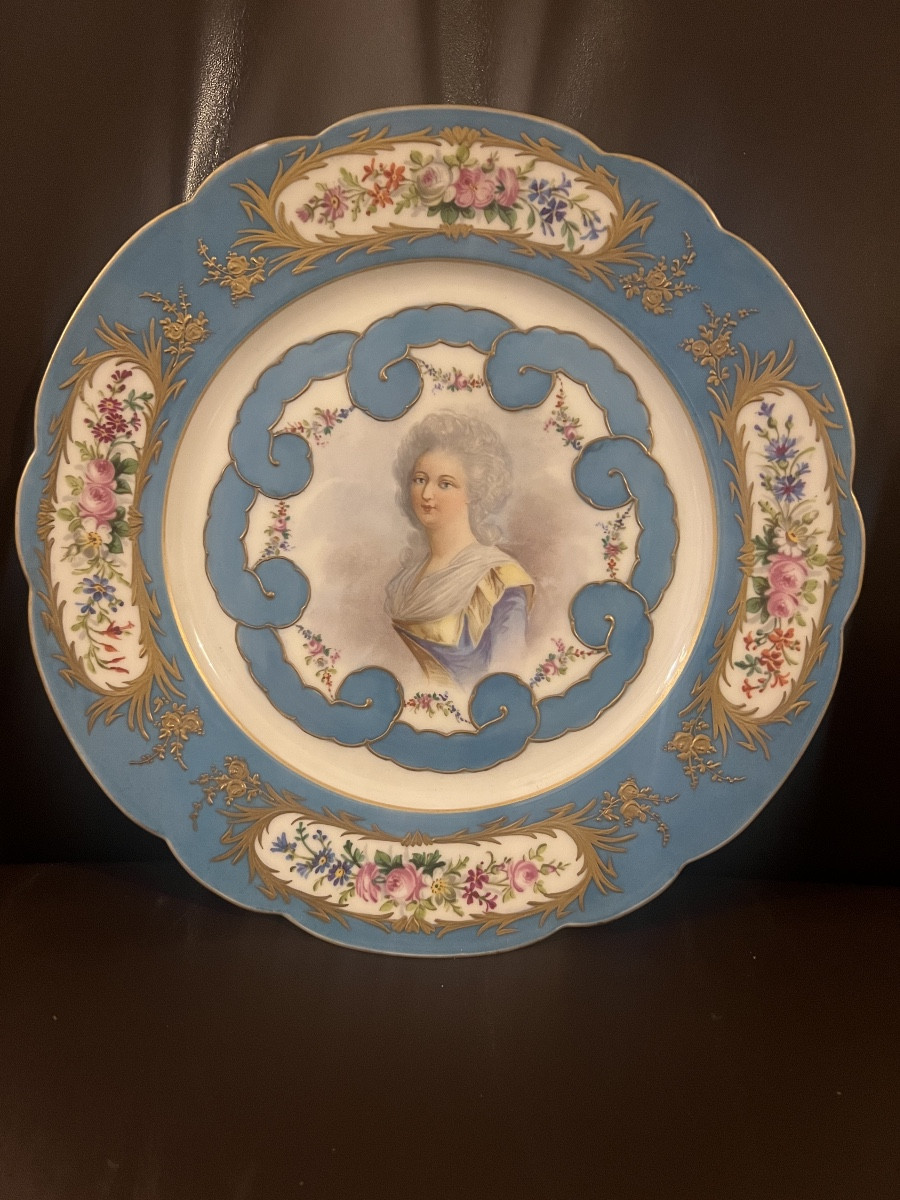 Sevres Porcelain Plate Depicting Marie Antoinette -photo-3