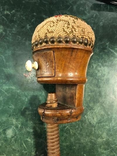Spade Needles A Screw Time 1830 In Walnut-photo-2