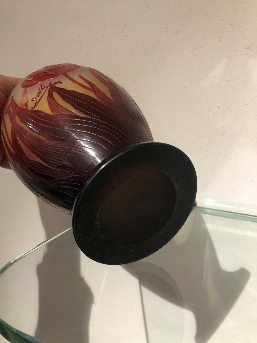 Galle Vase Decor Tulips Red Yellow Background-photo-2