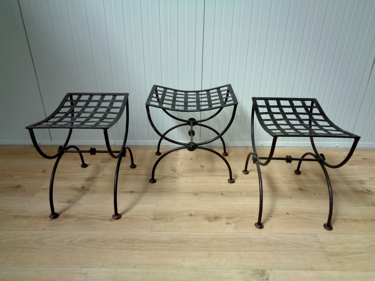 Three Neo-empire X Stools-photo-3