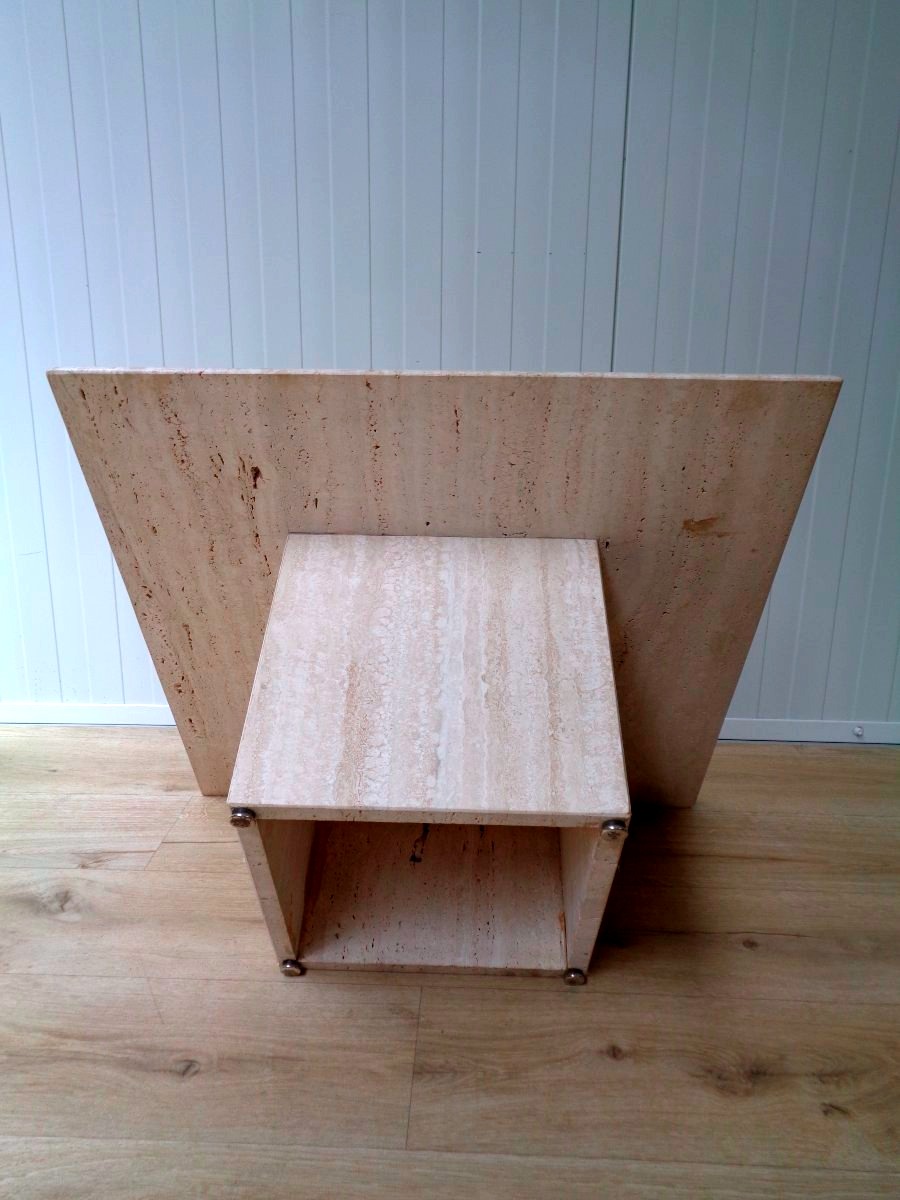 Paire de tables basses 1970 en travertin.-photo-3