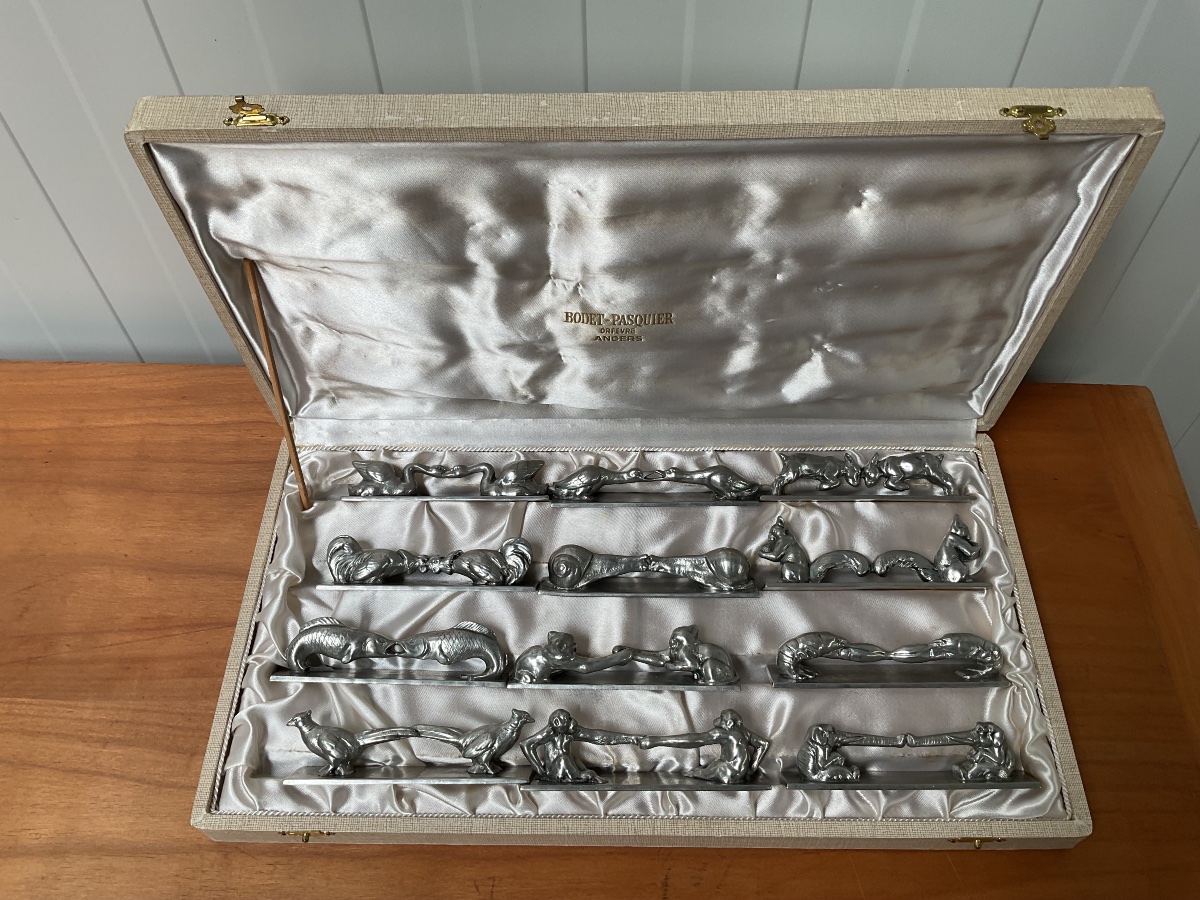 Display Case With 12 Animal-shaped Knife Holders, 1950