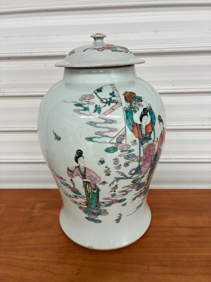 20th-century Chinese Decorative Vase -photo-3