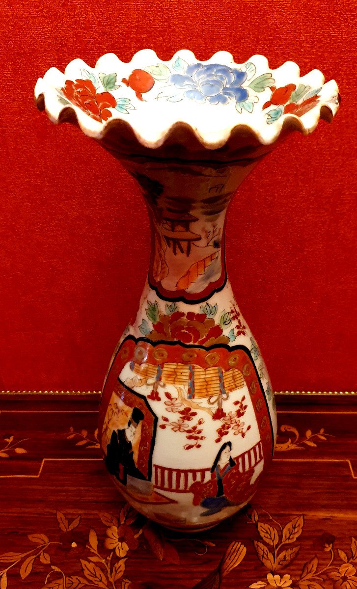 Japanese Porcelain Collar Vase-photo-2