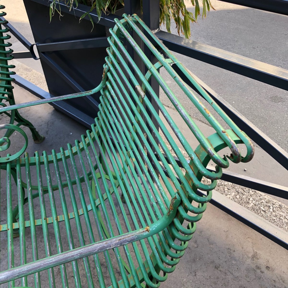 Paire De Fauteuils De Jardin En Fer Forgé . Ré - édition Des Modèles Arras -photo-3