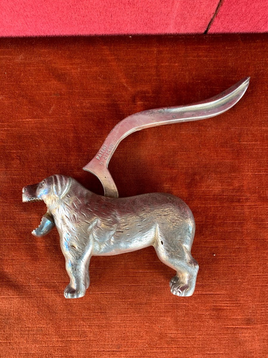 Nutcracker Dog In Silver Metal-photo-2