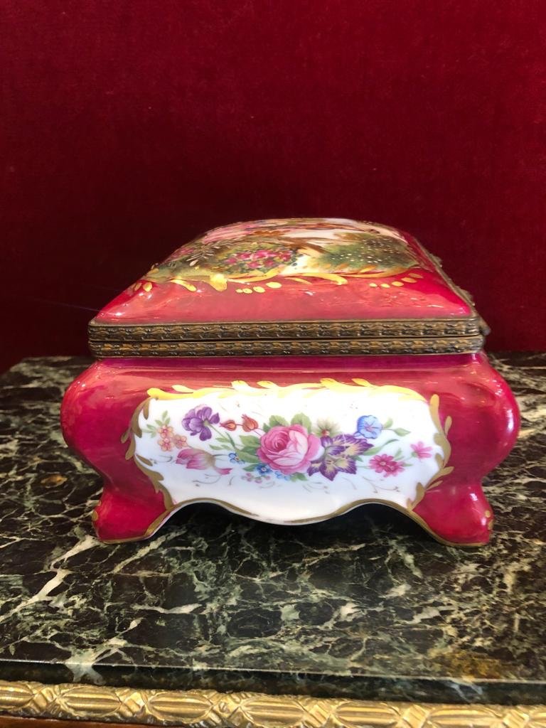 Porcelain Jewelry Box-photo-2