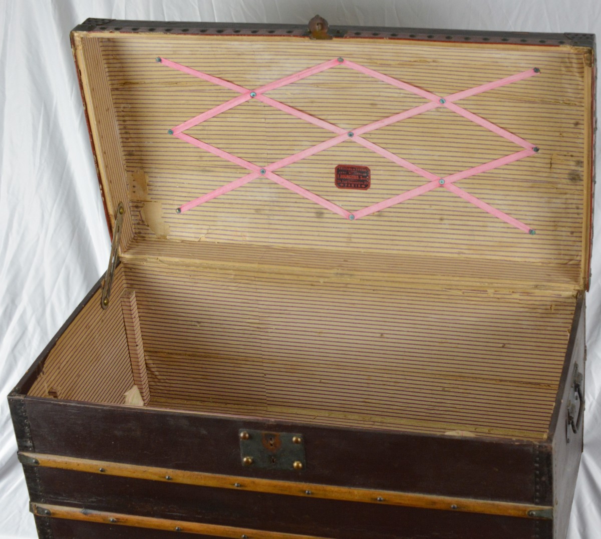 Petite malle de voyage bombée -photo-4