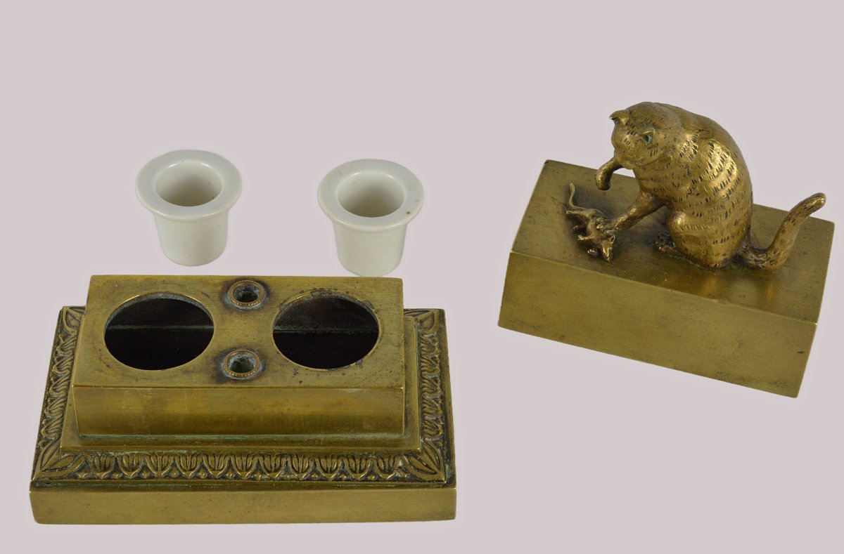 Bronze Inkwell With Cat And Mouse-photo-1
