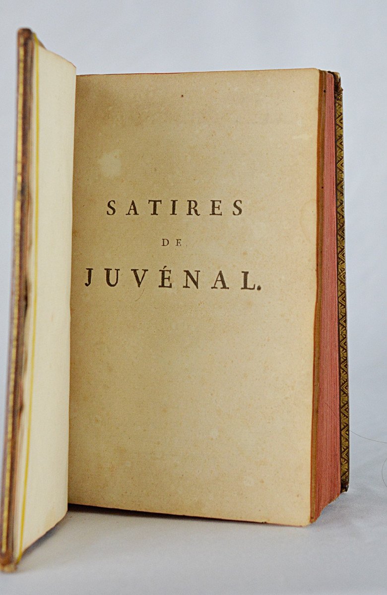 Satires de Juvenal en latin et français, traduites par Dusaulx en 1770-photo-2