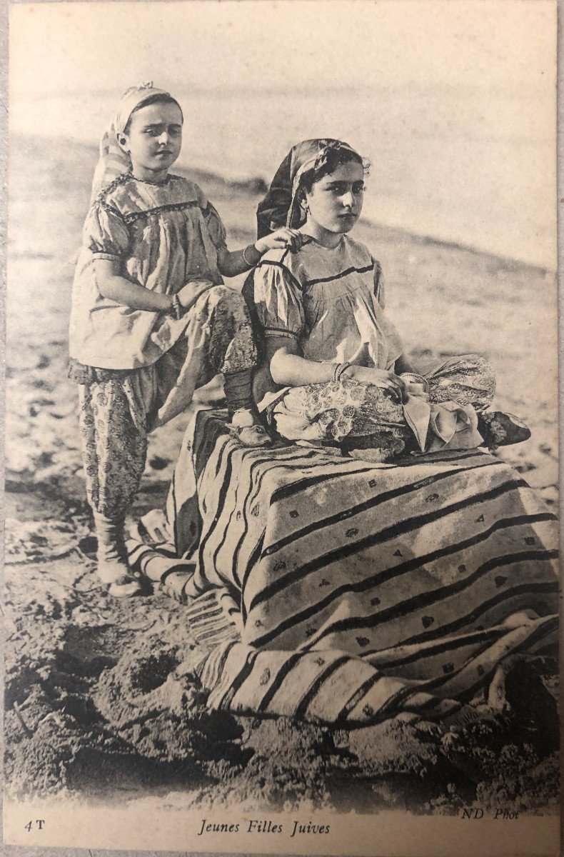 Old Postcard: "young Jewish Girls From Tunisia"