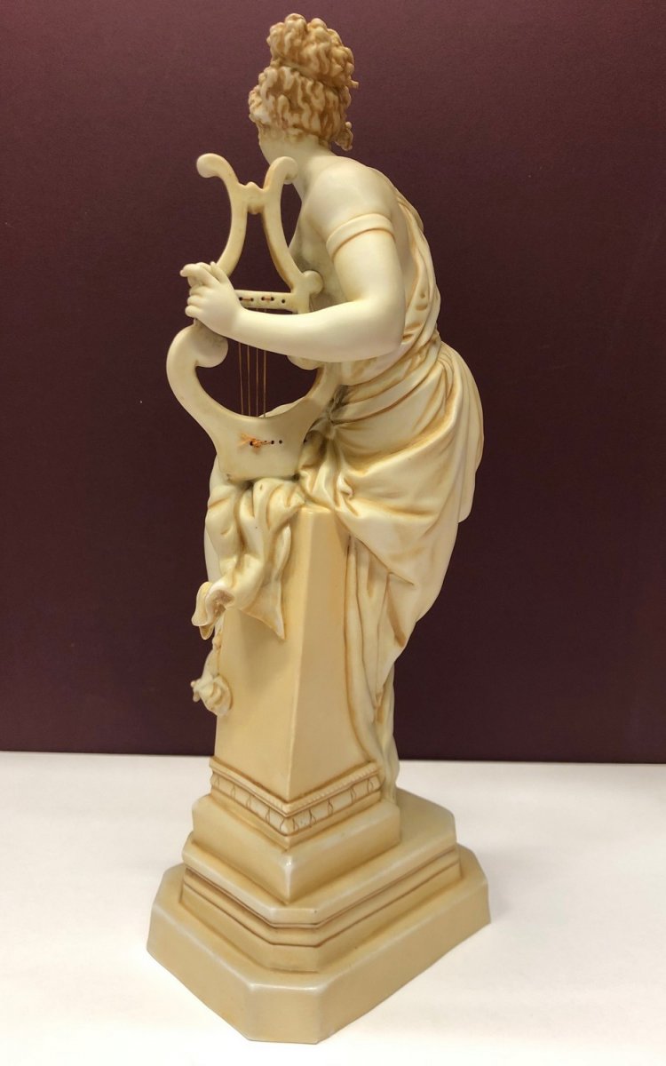 Biscuit de La Manufacture Mullerà Rudolstadt, (Allemagne ) "Femme à la lyre"-photo-4