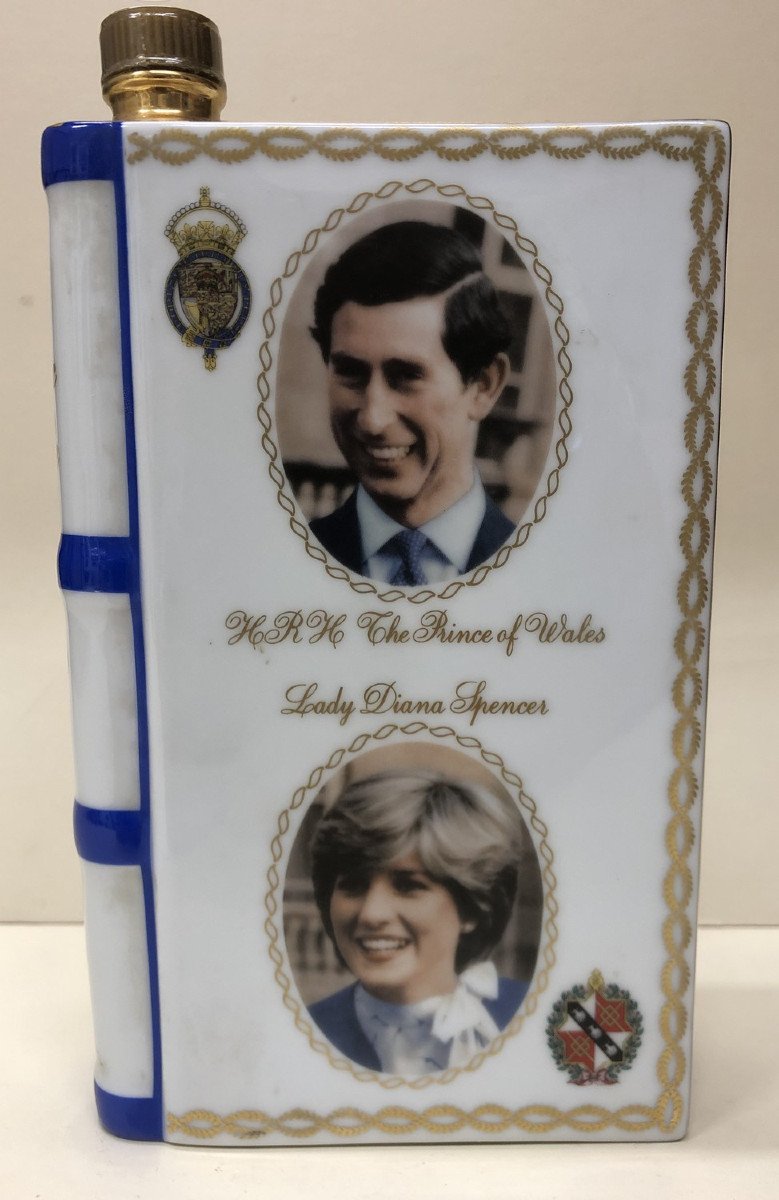 Carafe De Cognac Camus Crée Pour Le Mariage Du Prince De Galles Et Lady Diana Spencer 1981 