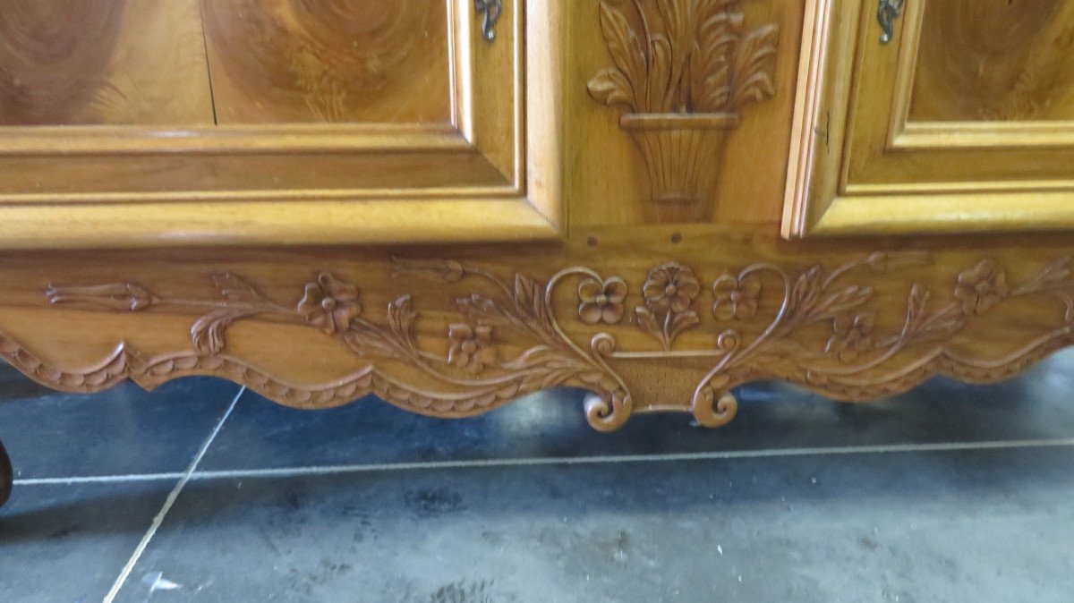 Louis XV Style Sideboard-photo-4