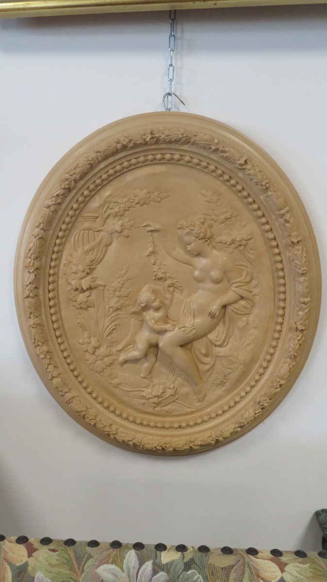 Médaillon de décoration en stuc