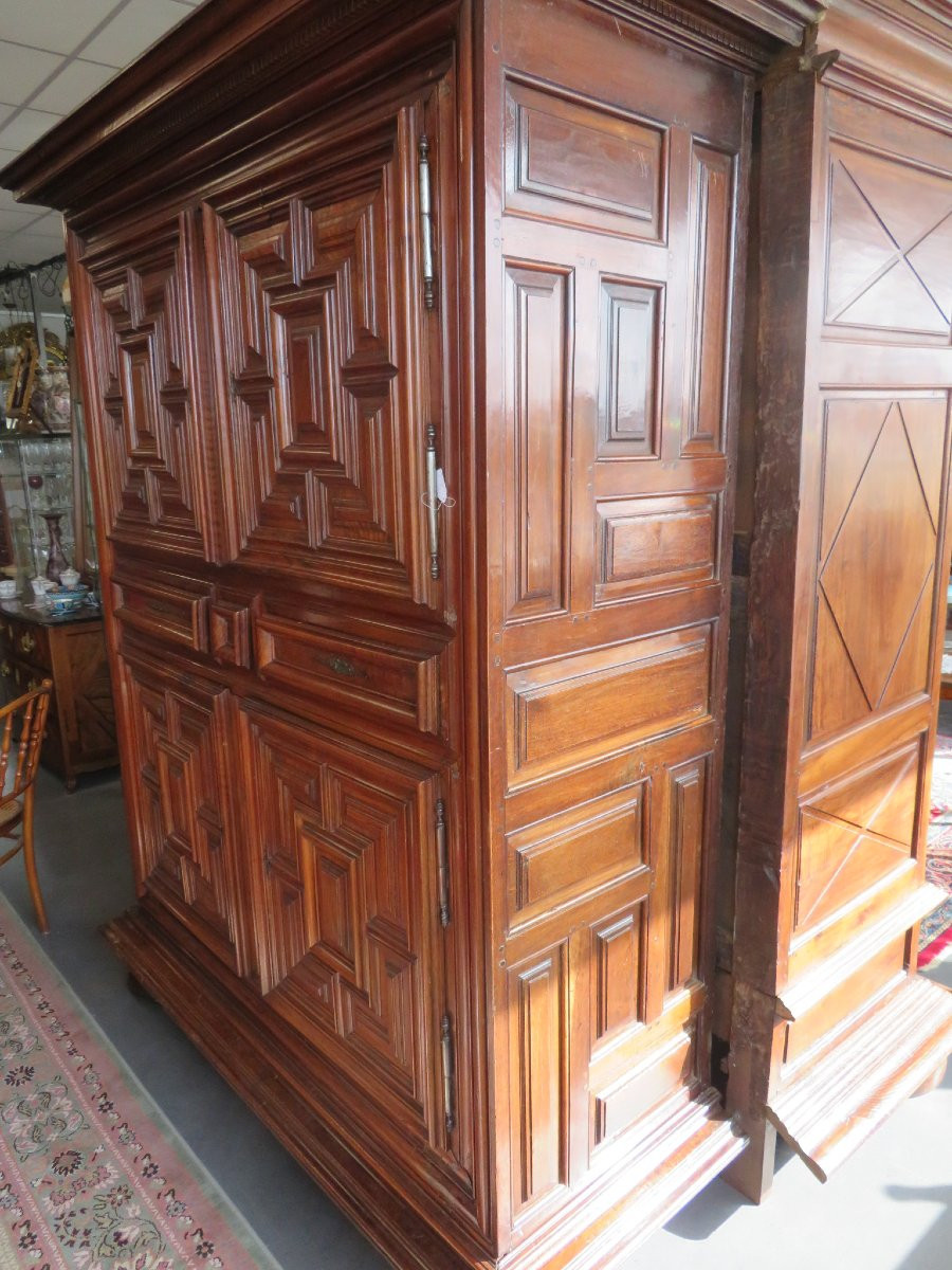 Louis XIII Cabinet-photo-1