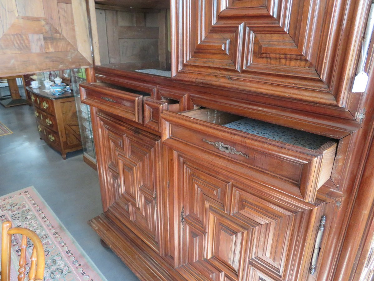 Louis XIII Cabinet-photo-4