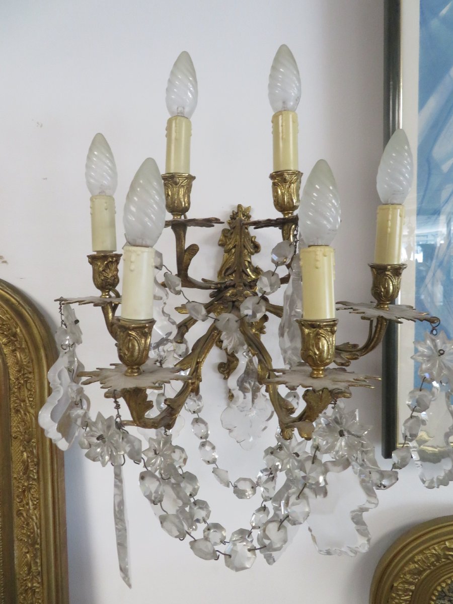 Pair Of Bronze Wall Sconces With Pendants-photo-4
