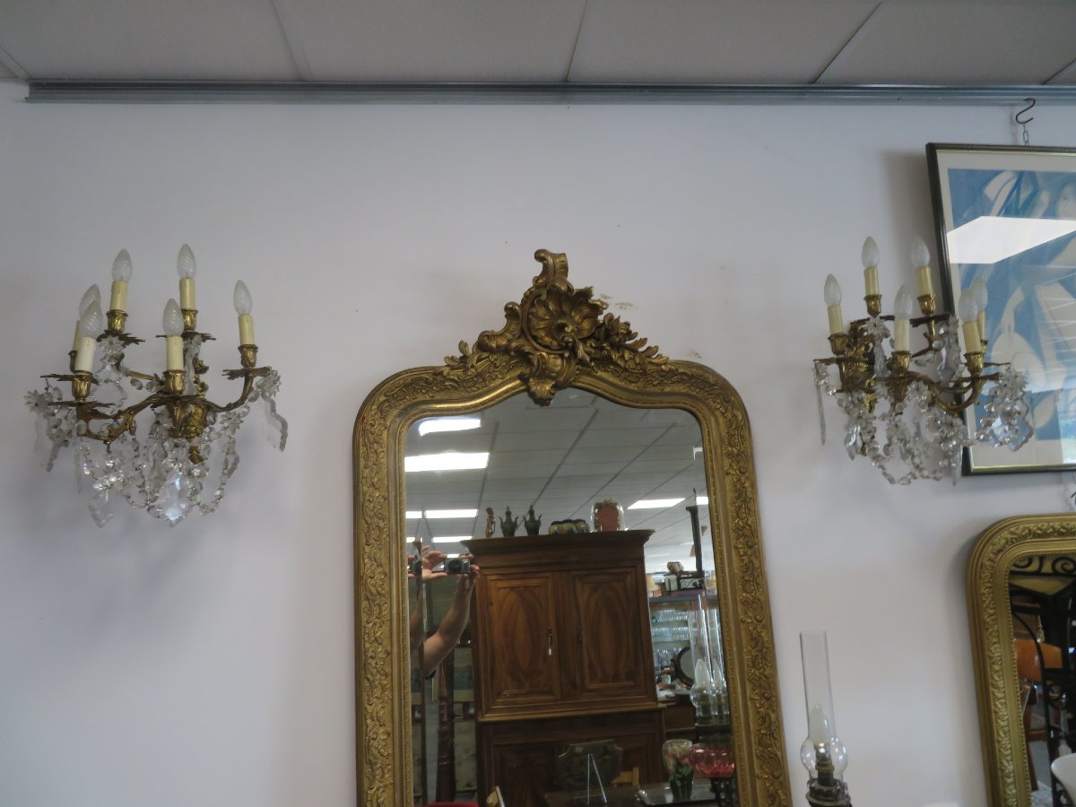 Pair Of Bronze Wall Sconces With Pendants