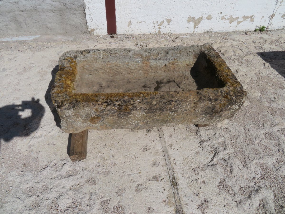 Burgundy Stone Trough