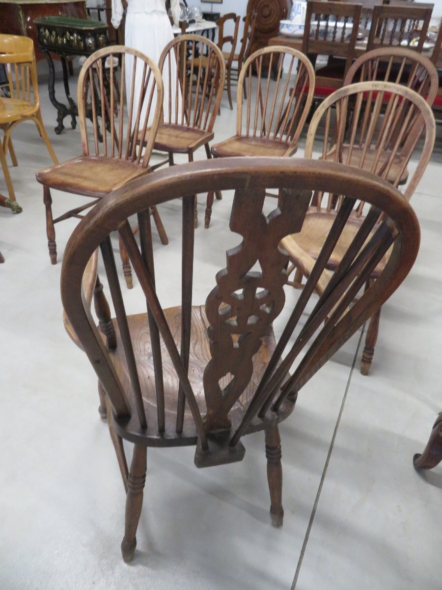 5 Chairs And 1 Winsor-style Armchair-photo-5