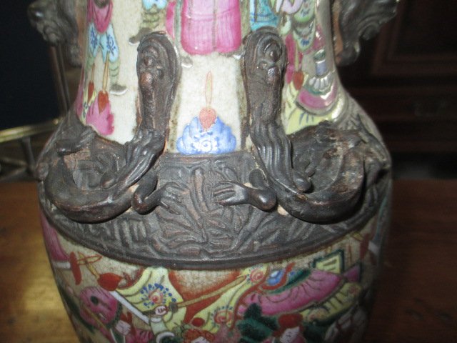 Pair Of Chinese Vases-photo-4