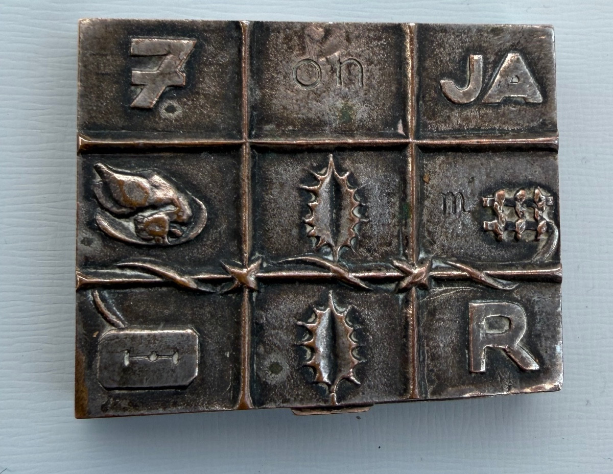 Line Vautrin Powder Box-photo-1