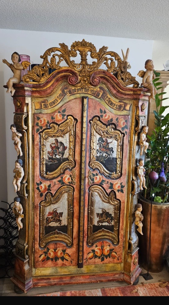 Armoire Polychrome sud Tyroli