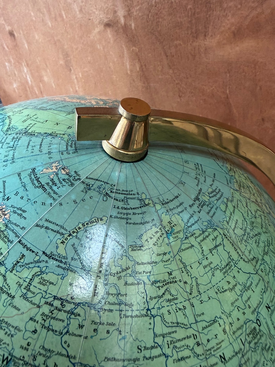 Lampadaire globe éclairant -photo-3