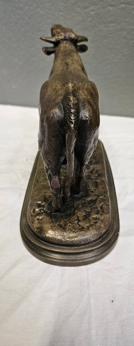 Bronze Sculpture Of A Bull, Rosa Happiness -photo-2