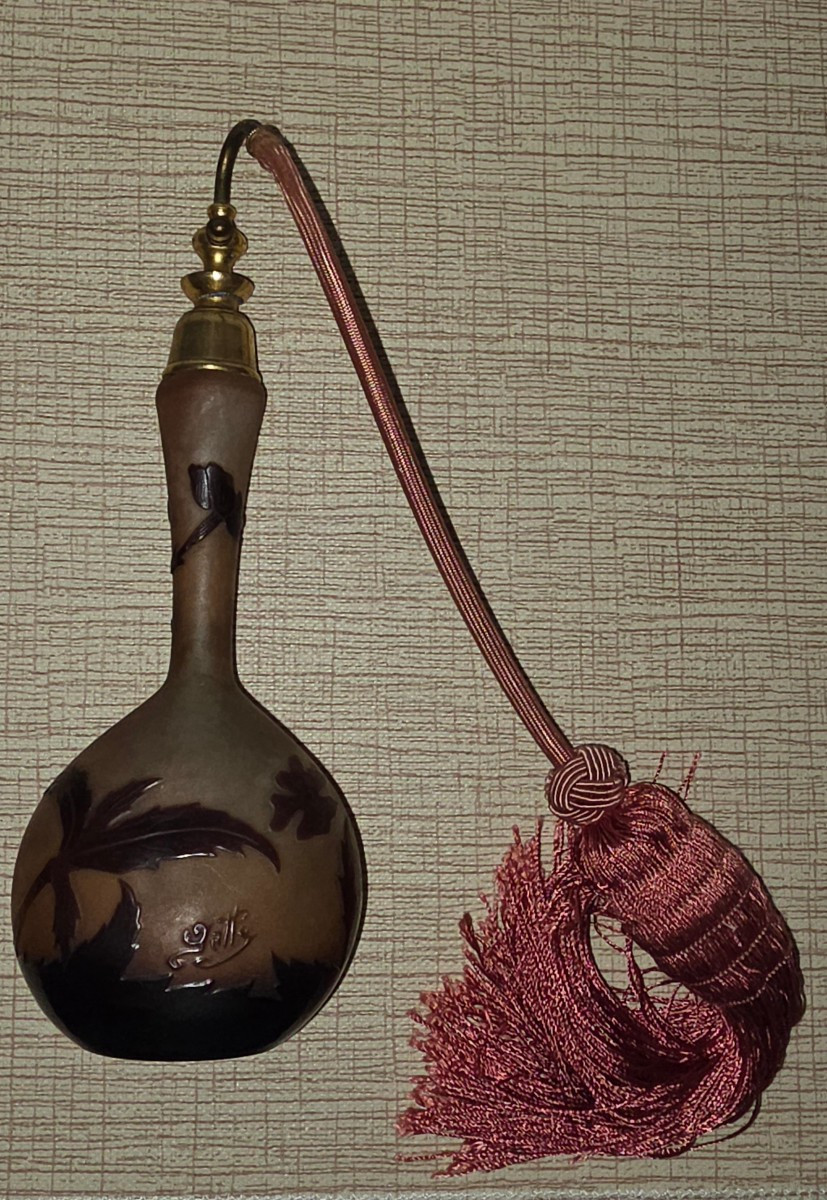 Vaporisateur pate de verre emile gallé