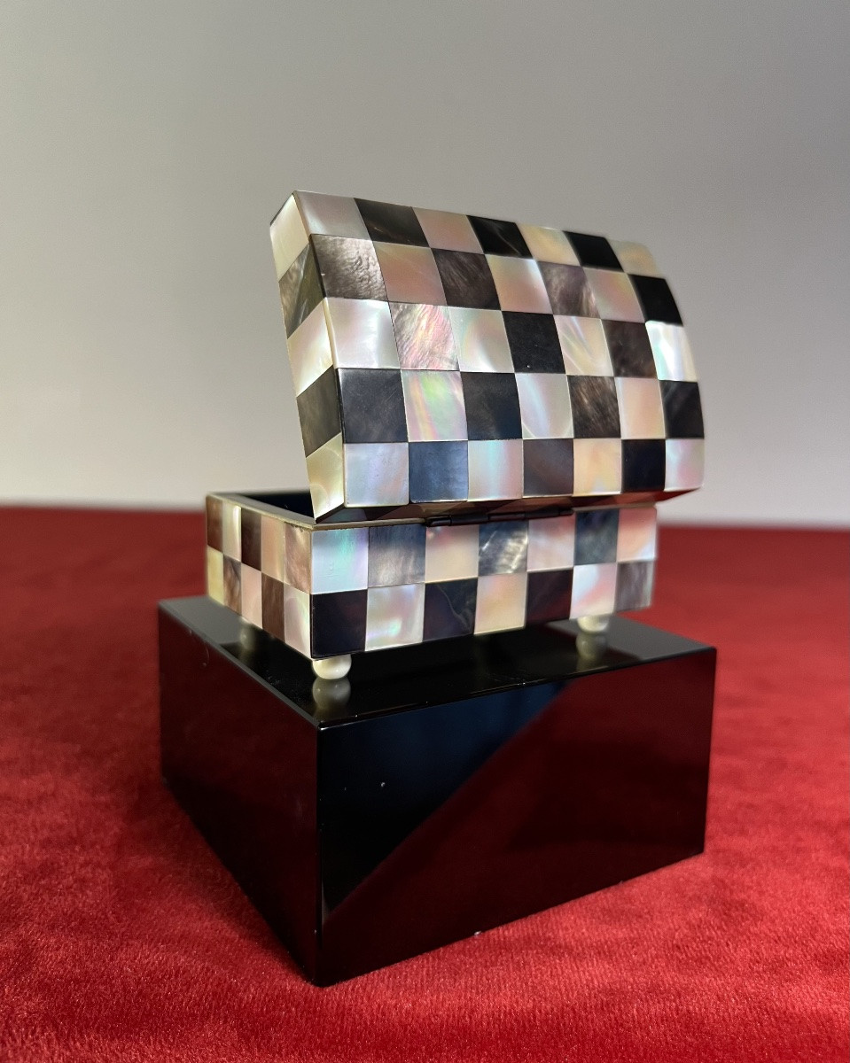 Coffret à bijoux en nacre et ormeau Début XXe-photo-2