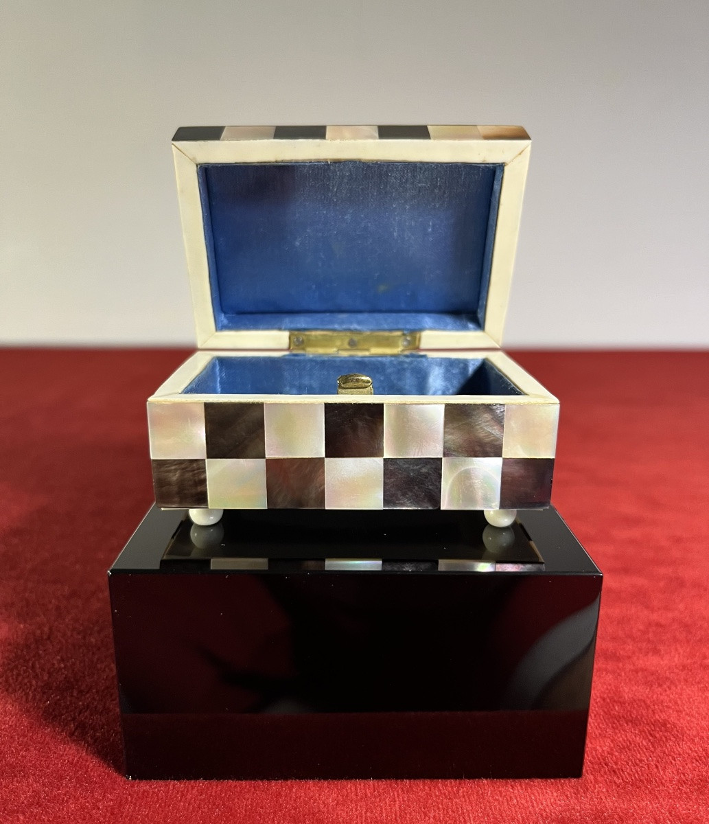 Coffret à bijoux en nacre et ormeau Début XXe-photo-4