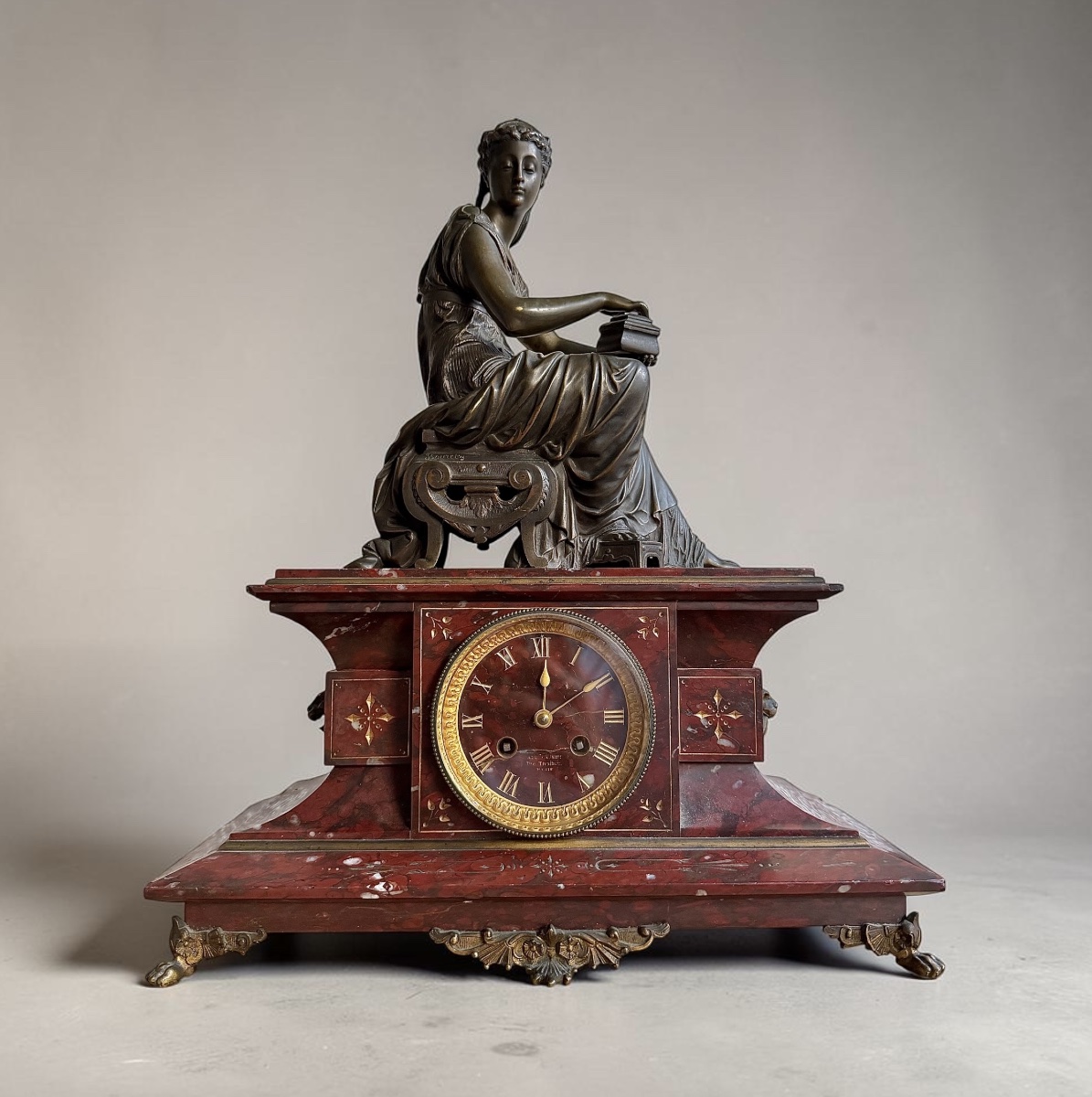 Pendule en marbre rouge et bronze de Eutrope Bouret 19e siècle