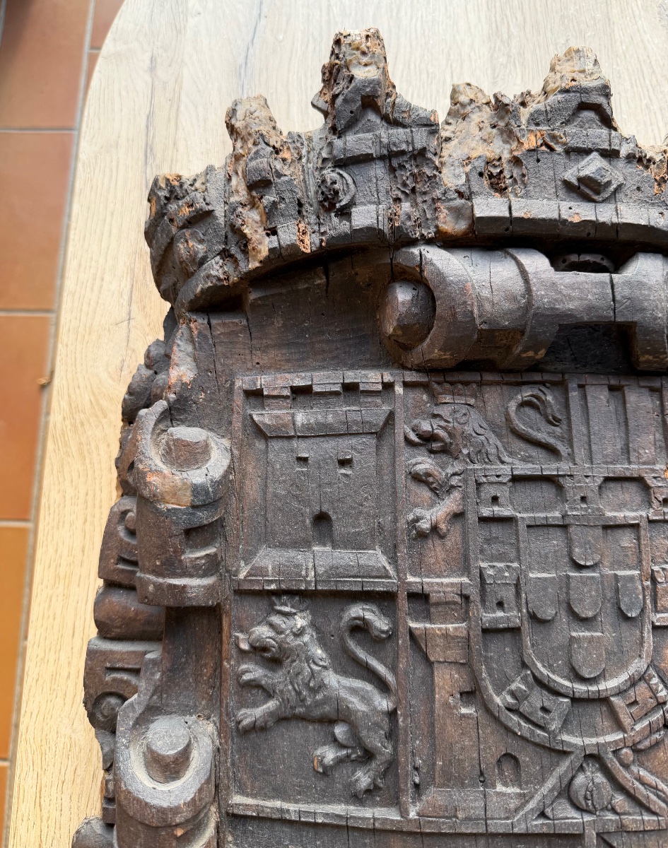 Armoiries de Philippe II d'Espagne - blason en bois fin XVIe / début XVIle siècle-photo-1