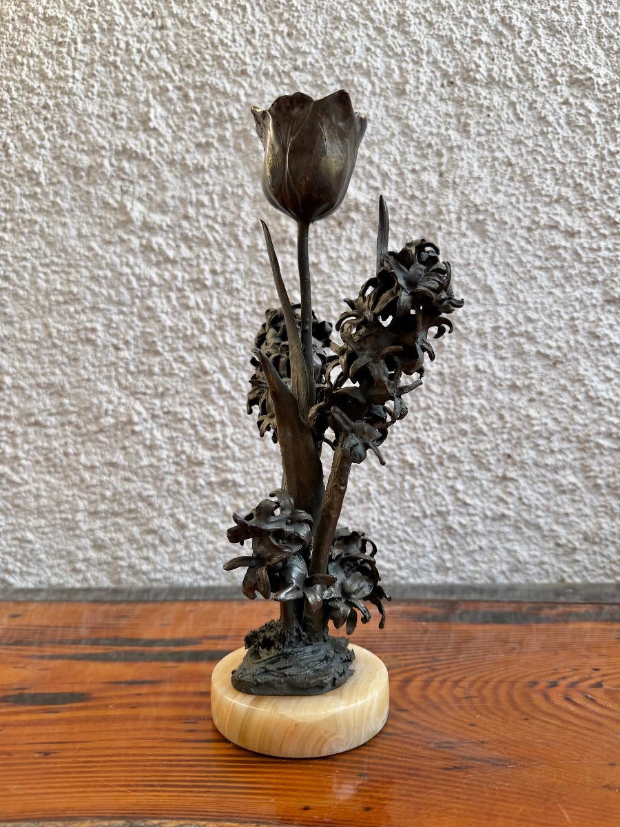 Hyacinth-shaped Bronze Candleholder-photo-3