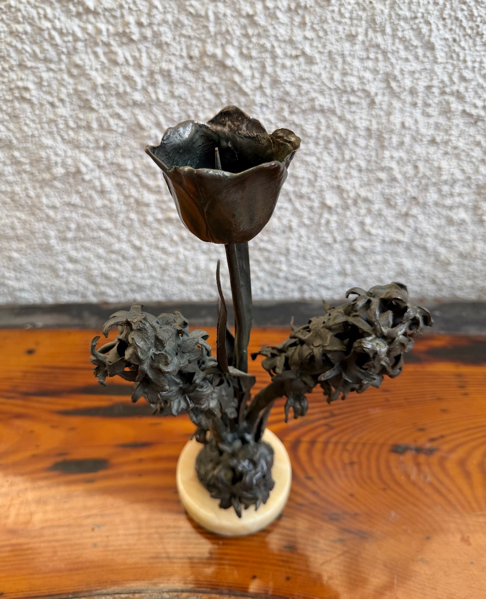 Hyacinth-shaped Bronze Candleholder-photo-4