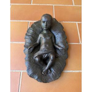 Enfant Jésus dans son berceau de paille - Bronze brutaliste circa 60
