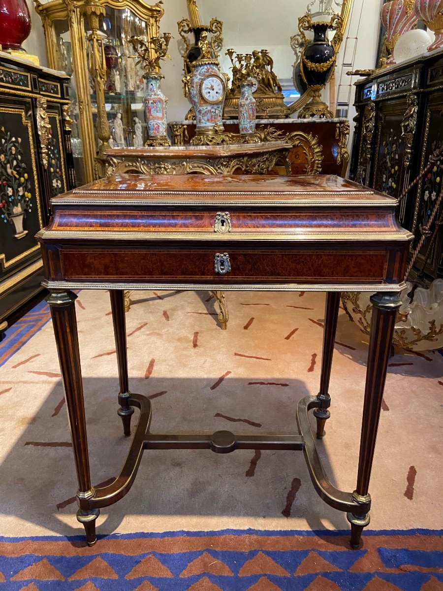 Napoleon Dressing Table 3