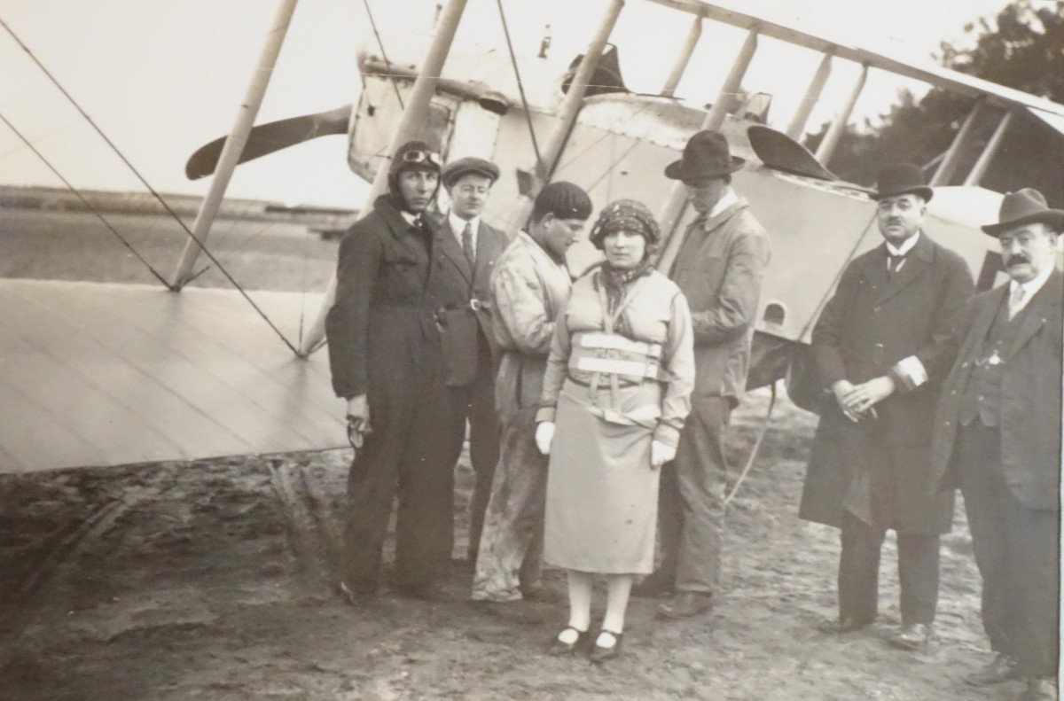 Two Aviation Photo Albums, Maryse Bastié And Other Airmen Circa 1920-photo-1