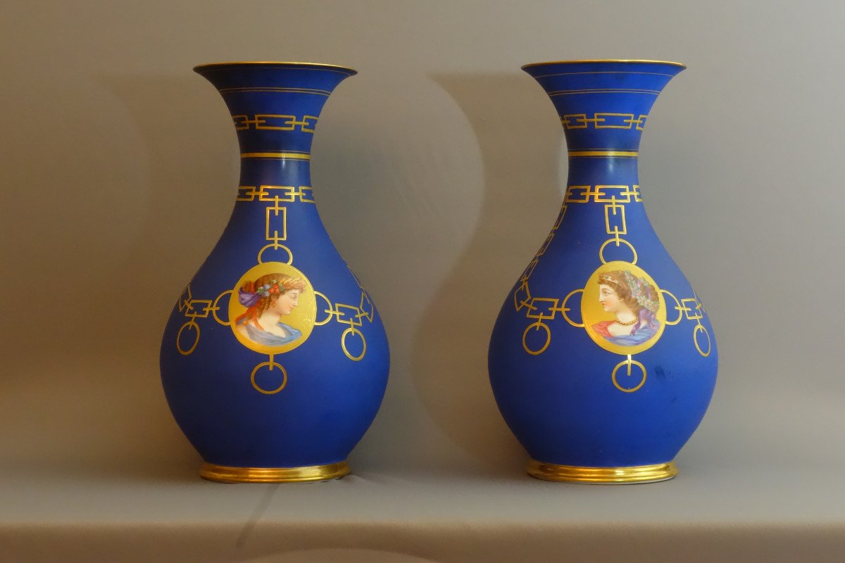 Pair Of Large Fuseau Vases In Paris Porcelain Circa 1830