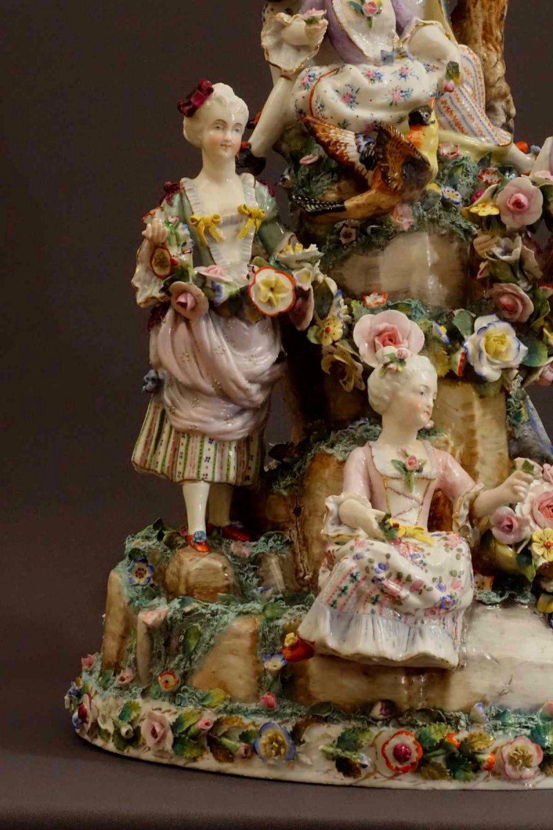 Surtout De Table En Porcelaine De Wallendorf, Milieu XVIIIe-photo-1