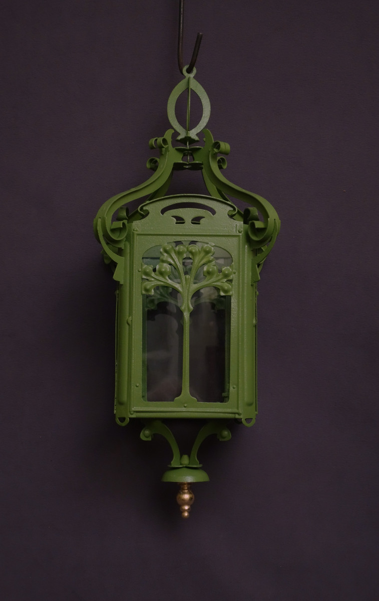 Modern Style Lantern