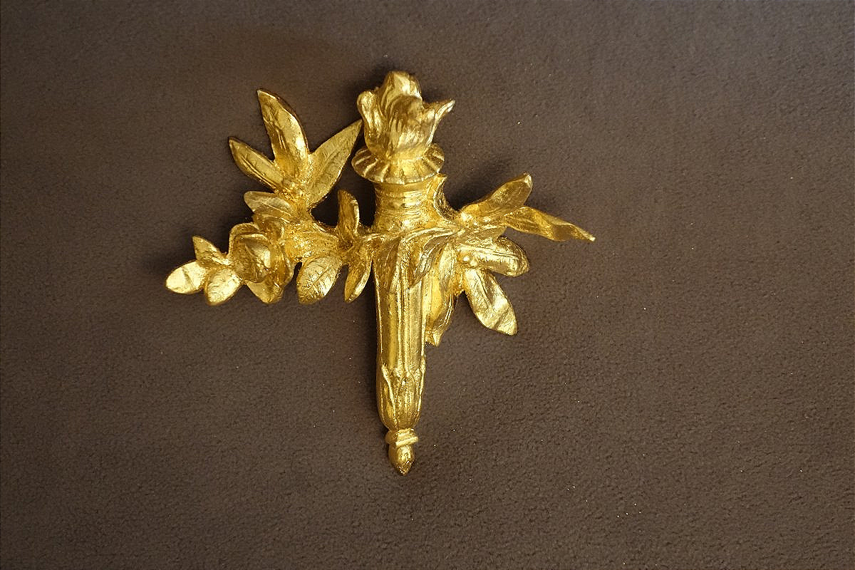 Deux petits frontons en bronze doré XIX ème .-photo-3